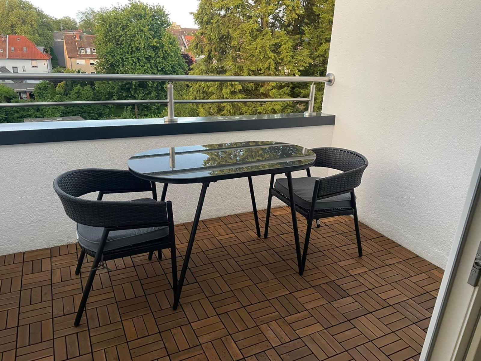 Moderne Ferienwohnung In Gelsenkirchen-Schalke Fuer 1 Bis 7 Personen Mit Terrasse, Ideal Fuer Gruppen & Stadionbesuche Екстериор снимка